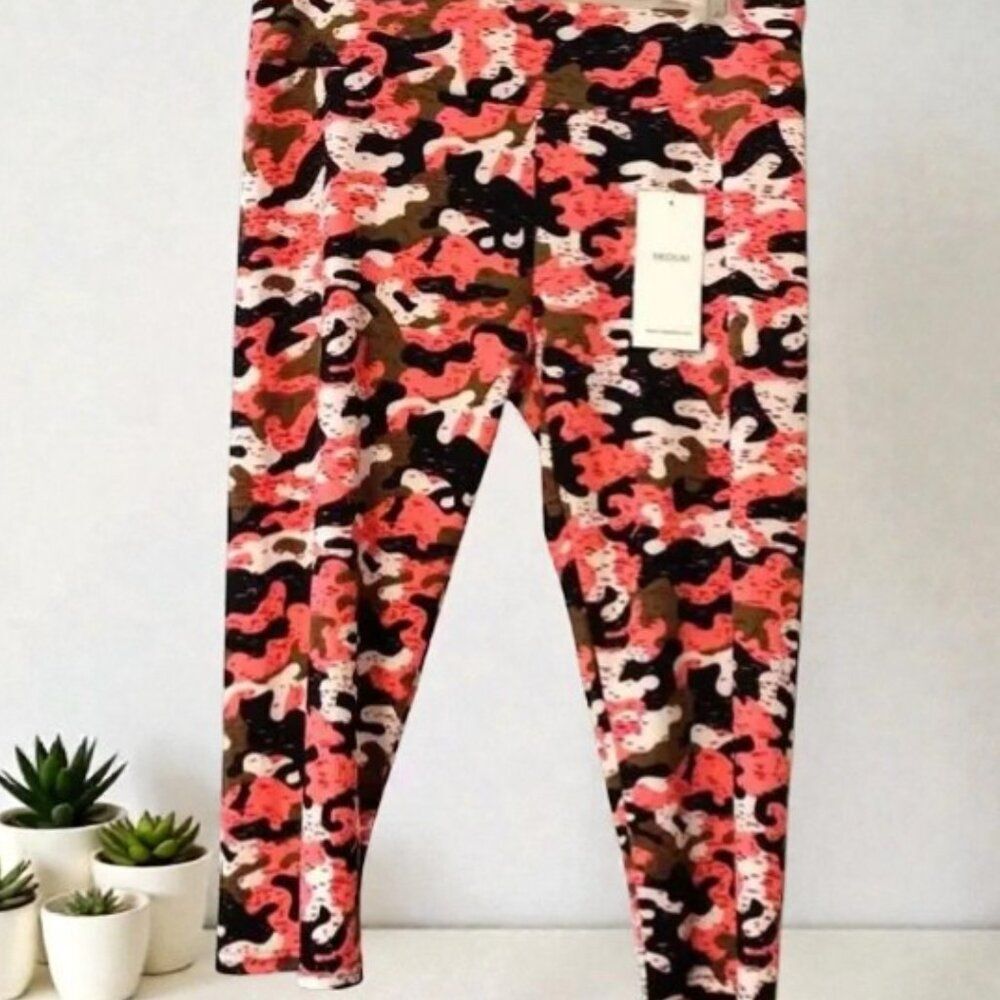Blush Pink Camo Yoga Pants Size Medium